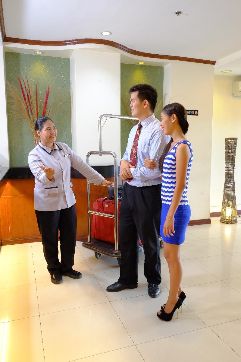 Oyo 187 The Maxwell Hotel Cebu Stadt Exterior foto